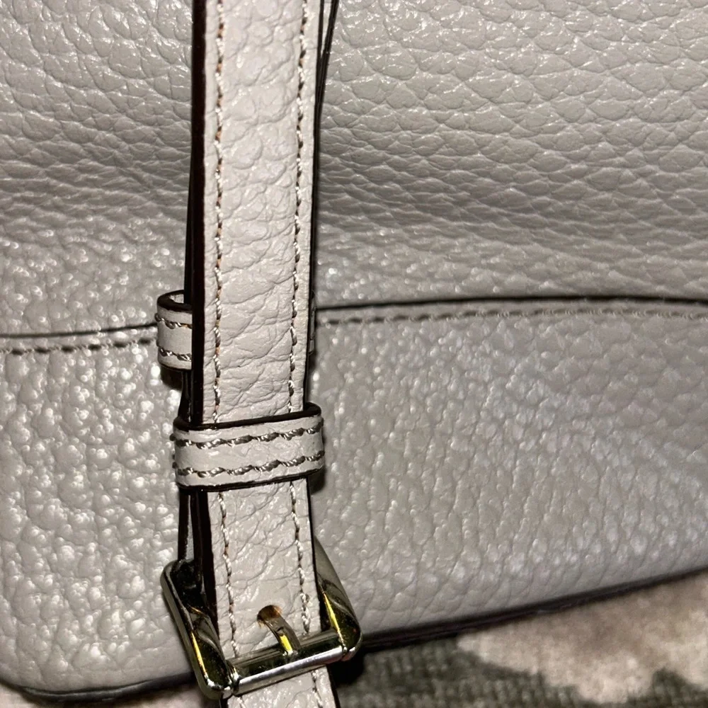 Pre loved Michael Kors Smythe Grey Leather Dome Satchel